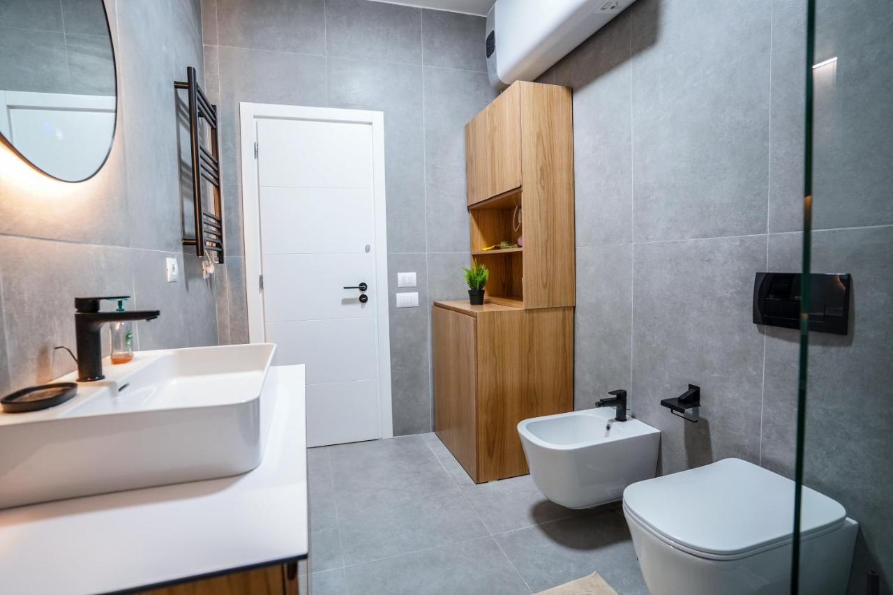 Hidden Gem Tirana 2Br Comfort In Historic Zone Esterno foto