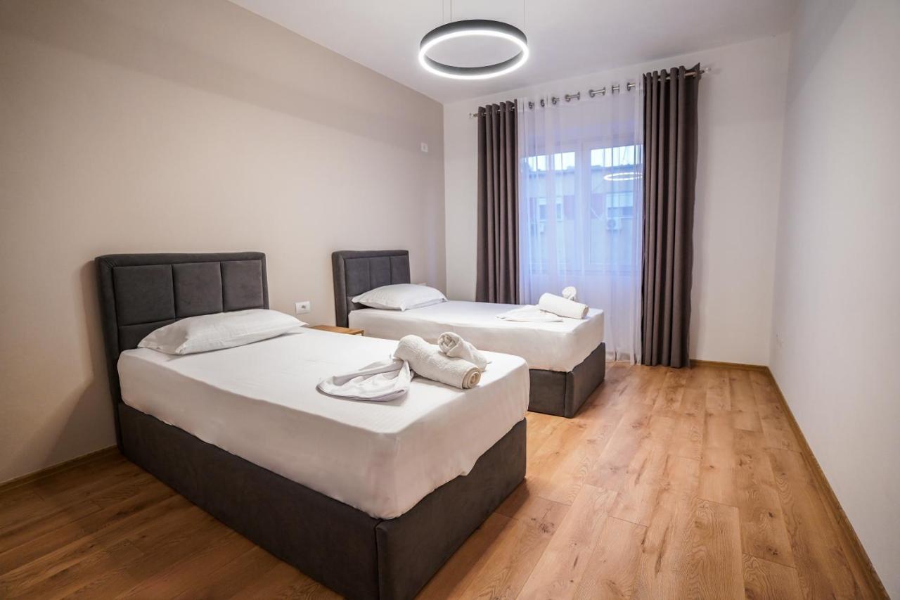 Hidden Gem Tirana 2Br Comfort In Historic Zone Esterno foto